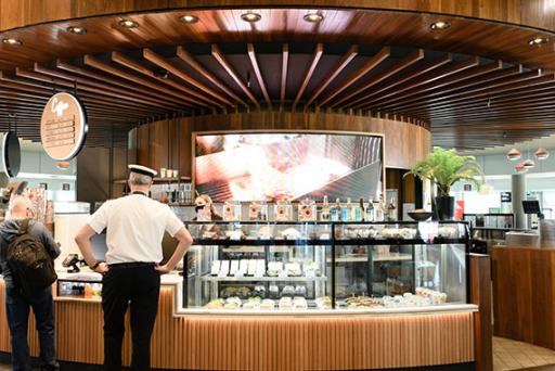 graze bar and grill facade