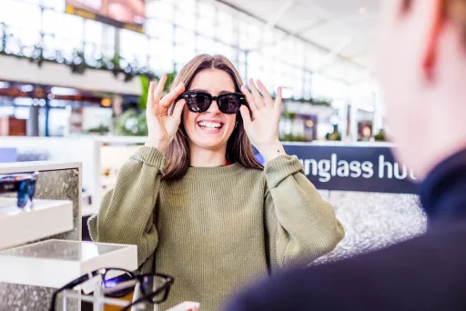Sunglass Hut